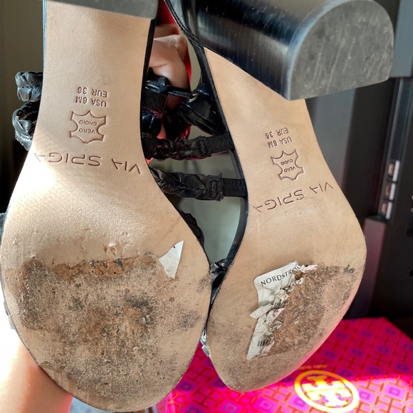 Black Vintage Via Spiga Lace Tie Up Heels - Picture 5 of 11